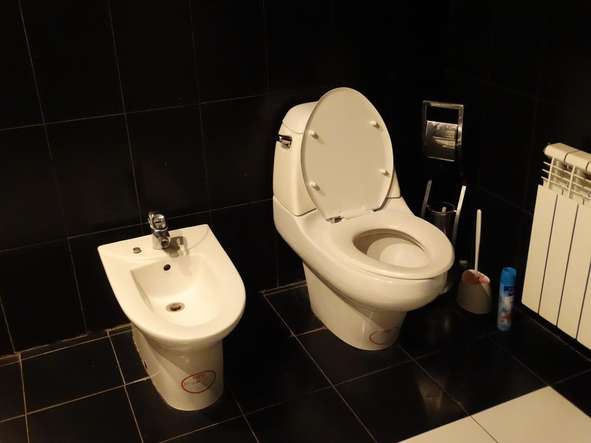 Destiny 1 Hostel Єреван Екстер'єр фото